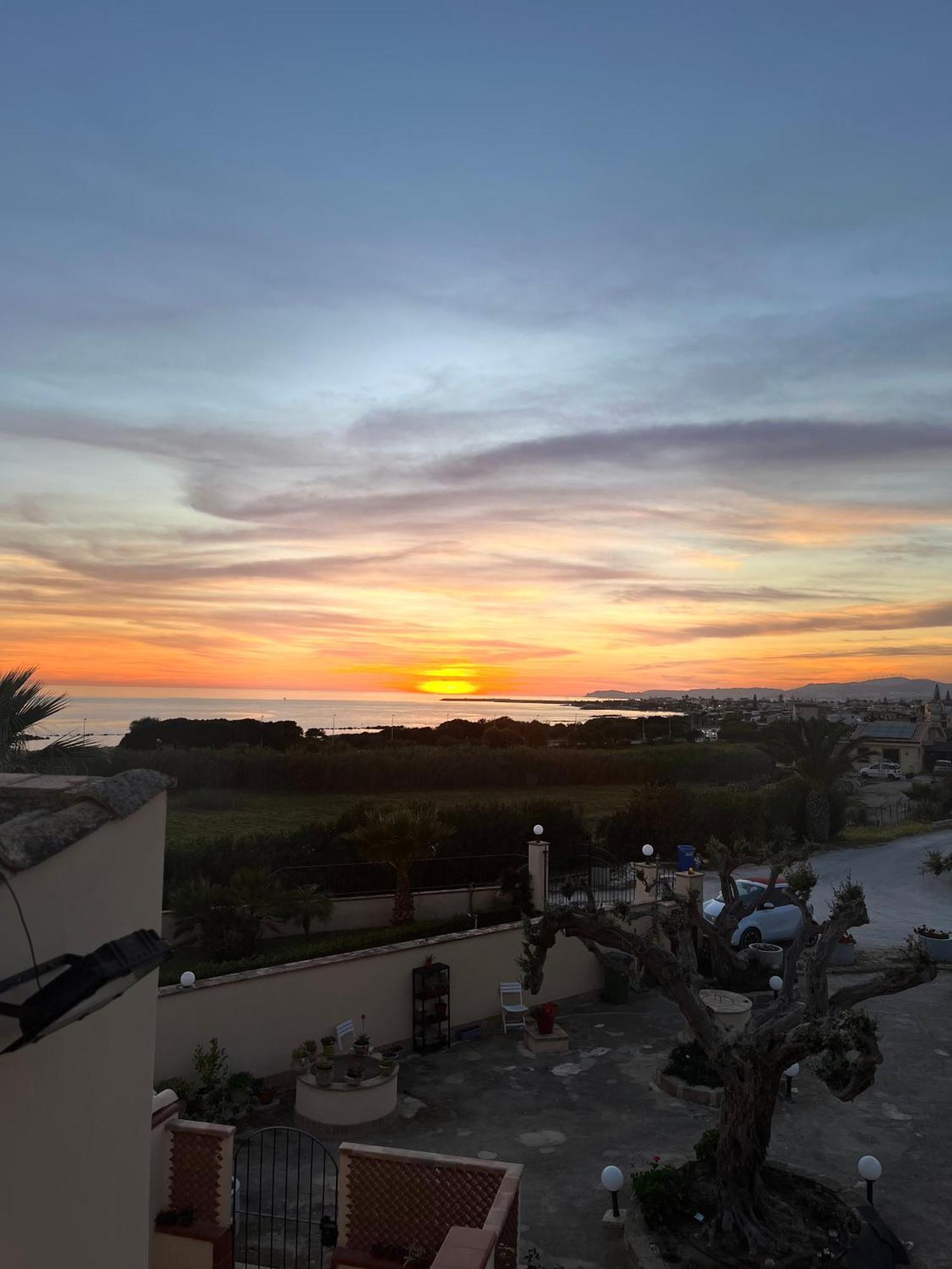Domus Mare Luxury Apartment San Leone Bagian luar foto